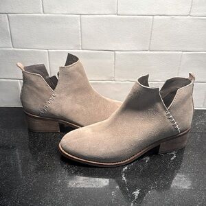 Diba true suede ankle boots
